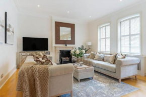 Fabulous 3 Bed Apartment in Kensington London